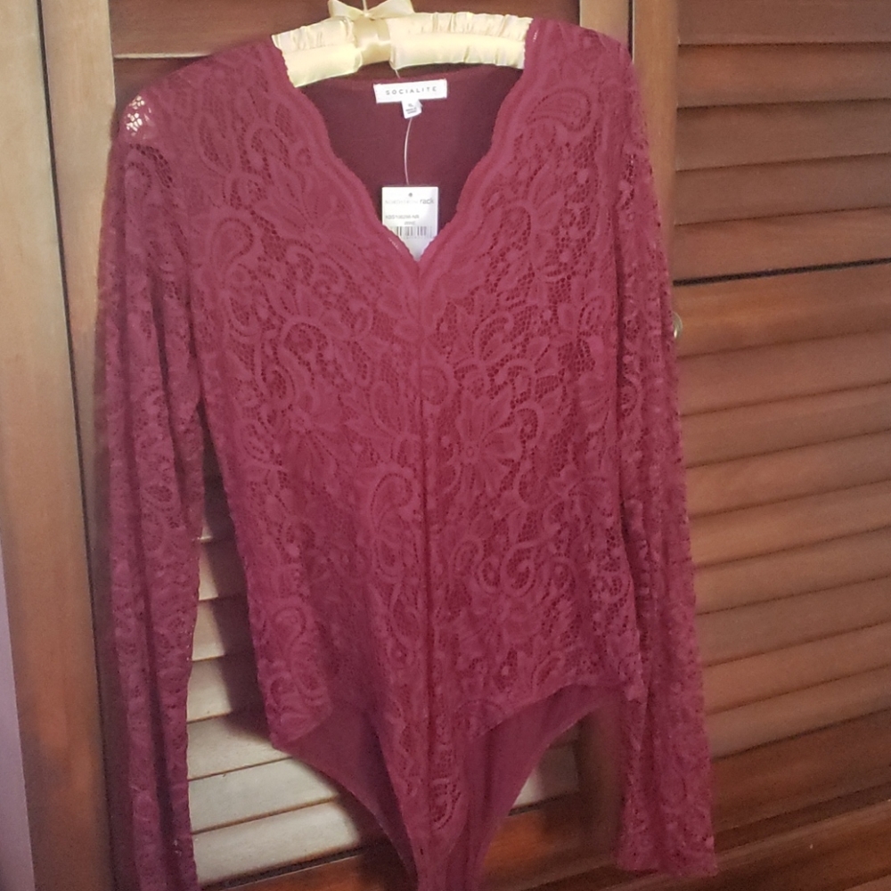 XL lace body suit